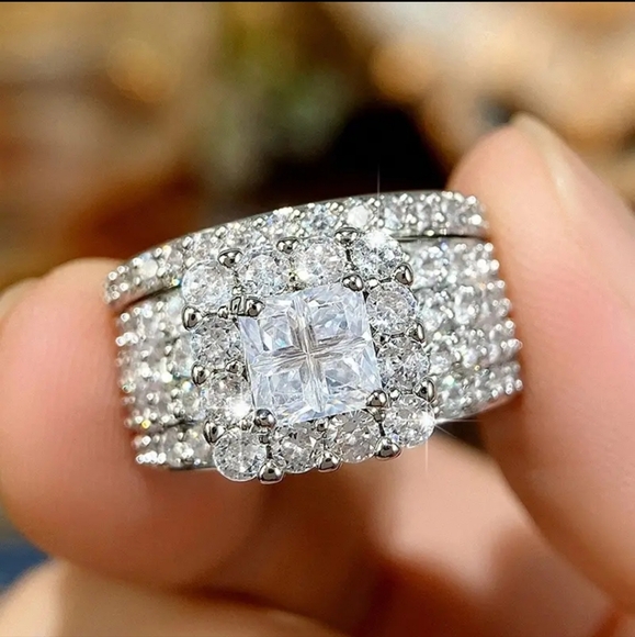 14k white gold plated  diamond ring - Picture 6 of 7